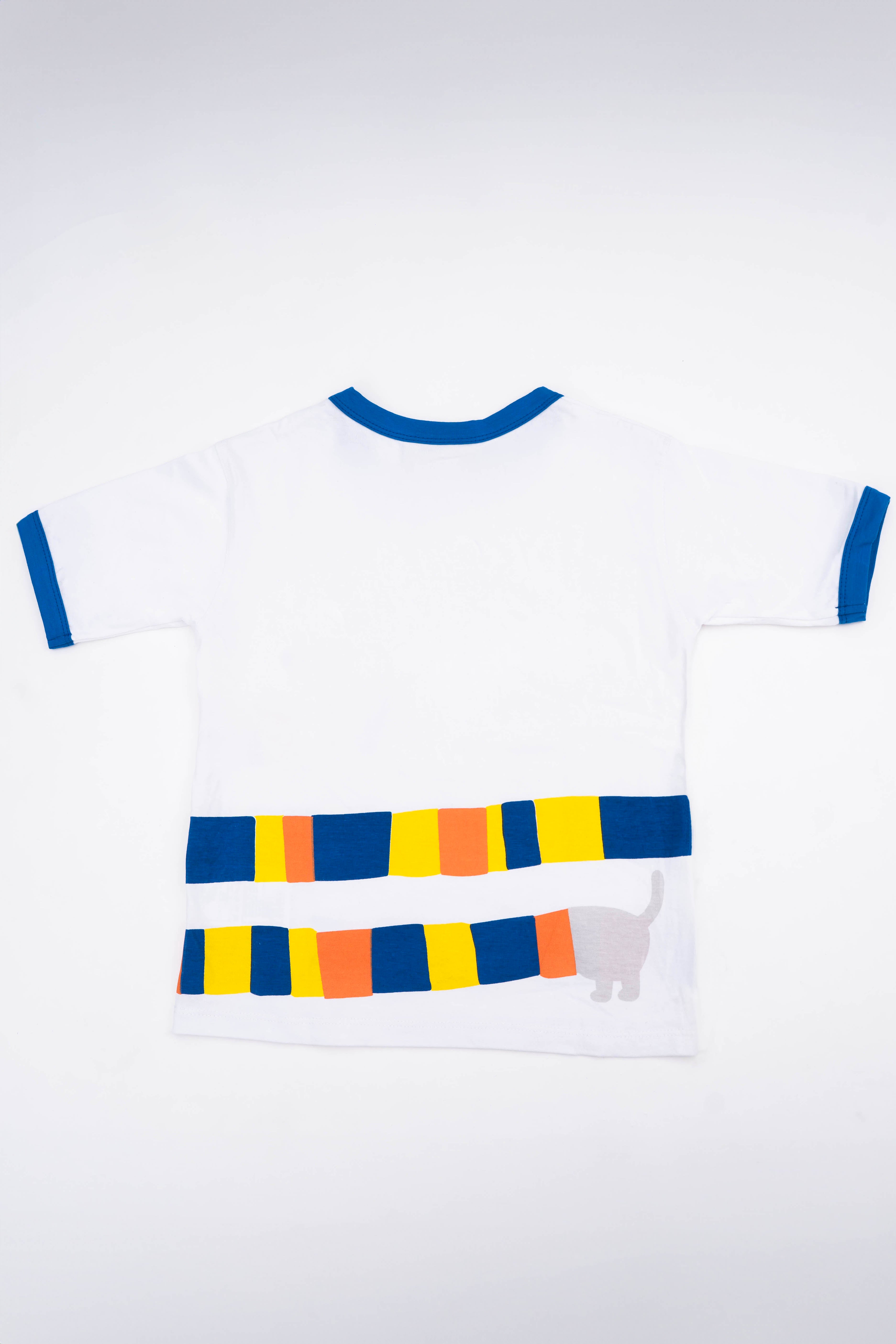 Hot Dog in blue T-shirt